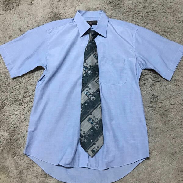 [6月値下げセール]Y-33 EQUALIZER メンズ半袖ワイシャツ Mサイズ ブルー系　ネクタイ付き