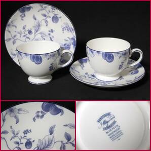 【WEDGWOOD/ウェッジウッド】ブループラム『ペアカップ＆ソーサー』タイプリー《状態は良好》イギリス/2客/廃盤/人気柄//BVT3667の画像1