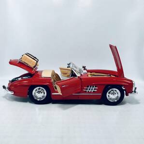 外箱無し burago 1/18 W198 Mercedes-Benz 300 SL Touring 1957 RED メルセデスベンツの画像3