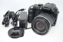 【外観特上級】FUJIFILM FinePix S9000 FX-S9000　#s5768_画像1