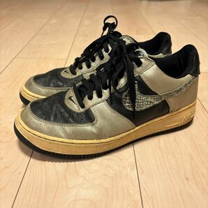 ナイキ　エアフォース1 黒ヘビ　オリジナル　黒蛇　AIR FORCE1 NIKE スニーカー AIR FORCE ブラック