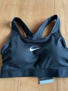 NIKE スポーツブラ 黒