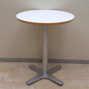 パブリック 丸テーブル 直径60cm ホワイト カフェテーブル ダイニングテーブル 作業台 荷台 H740 多目的 KK13457 中古オフィス家具の画像2
