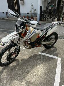 KTM 250 exc Sixdays 2014 公道走行可能