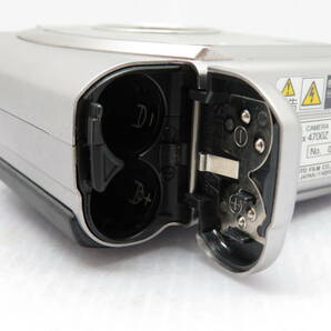 FUJIFILM FinePix4700z フジフィルム デジタルコンパクトカメラ デジカメ 2.0型液晶 240万画素 光学3倍ズーム 単三電池 訳あり品の画像10