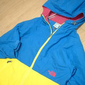 売り切りTHE NORTH FACEコンパクトジャケット美品MレディースWOMEN正規NPW16970ザ ノースフェイスCOMPACT JACKETマウンテンパーカー青x黄色の画像5