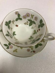 WEDGWOOD ティーカップ ワイルドストロベリー