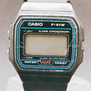 CASIO カシオ 593 F-91W 腕時計 デジタル 黒文字盤 シルバー色 レディース 時計 とけい トケイ アクセ 