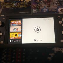 任天堂 Nintendo Switch スイッチ ライト 本体のみ　ソフト 付き_画像2