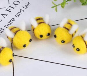 bee　 猫のおもちゃ　羊毛フェルト デコレーション ベビー ハンドメイド 飾り