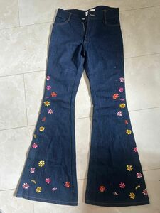 ヴィンテージ　ベルボトム　花の刺繍　ラメ　ジーンズ　デニム　パンツ　ブーツカット