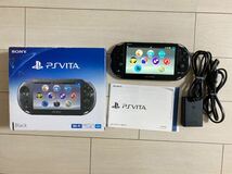 SONY PSVITA PCH-2000 ZA11 1GB 本体 wifi 箱 ACアダプター 付き 初期化 ソニー ピーエス ビータ ヴィータ プレイステーション 送料無料_画像1