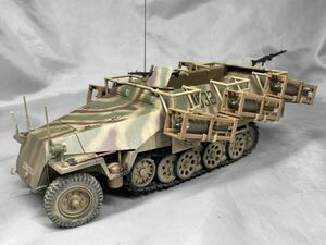 タミヤ 1/35 ドイツ軍 ハーフトラック Sd.Kfz.251/1 グランドスツーカ 完成品