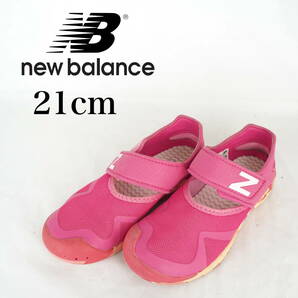 MK2390*New Balance*ニューバランス*ジュニアサンダル*マリンシューズ*21cm*ピンクの画像1
