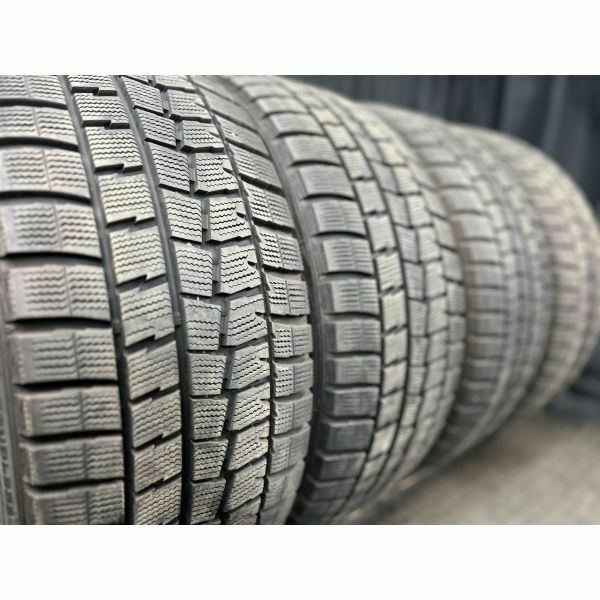 ダンロップ WINTER MAXX WM01 245/40RF19(245/40R19) 4本SET◆2015年製8分山ランフラットスタッドレスタイヤ◆スカイライン等に◆手渡し可