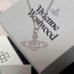 新品ヴィヴィアンウエストウッド Vivienne Westwood ネックレスバレンタインホワイトデー合格入学祝い卒業祝い