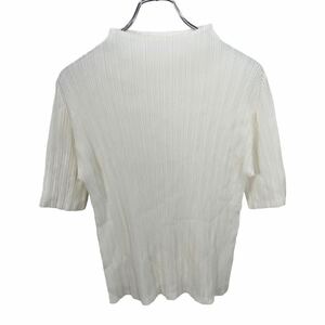 ISSEY MIYAKE イッセイミヤケ　レディース　ホワイト　プリーツプリーズ 半袖　Tシャツ　トップス