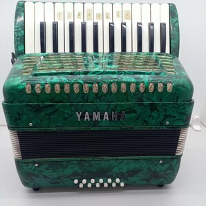 【中古】YAMAHA アコーディオン YA-12 グリーン ケースつき 鍵盤楽器の画像3