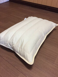 【大好評】新品【羽根パイプ枕 (無地) 43×63】…旅館・ホテル仕様 【羽毛布団、シビラカバー出品中です】