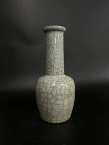 中国 官窯 白磁 月白釉 花瓶 古美術 古玩 放出品 コレクター 陶芸 蔵出し