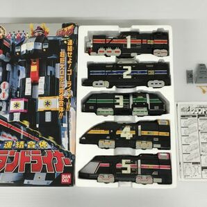 K18-786-0424-062【現状品】バンダイ 戦隊ヒーロー 救急戦隊ゴーゴーファイブ ロボット「DX連結合体 グランドライナー」の画像1