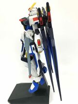 K11-293-0424-065【完成品】1/60 ストライクフリーダム ライトニングエディション プラモデル 組立済み_画像4