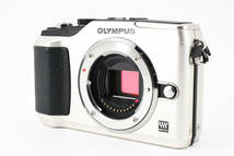 ■美品■ オリンパス OLYMPUS PEN E-PL2 ダブルレンズキット シャンパンゴールド《ショット数わずか6309回!元箱付》 NK-27A24-500_画像2