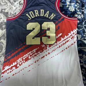 NBA ユニフォーム ブルズ 23 JORDAN