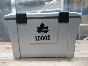 LOGOS ロゴス クーラー ボックス サイズ 約 49cm×26cm×30cm 肩掛けベルト付 アウトドア キャンプ BBQ 管理6CH0415A