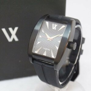 USED品・訳有り品 VARTIX ヴァティックス GR01-040 自動巻き 3針 腕時計 裏スケルトン ブラック 黒 ダメージ有 外箱/ケース付きの画像1