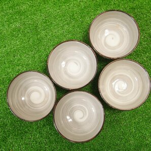 USED品・保管品 たち吉 橘吉 清水焼 色十草 お茶呑茶碗 5客セット 茶器 湯呑 和食器 陶器 木箱付き 現状品の画像4