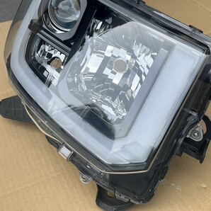 ダイハツ ウェイク用 ヘッドライト LED 運転席側の画像4