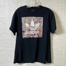 半袖Tシャツ アディダス　adidas サイズM 花柄　桜　黒ブラック　メンズ　古着　3028_画像1