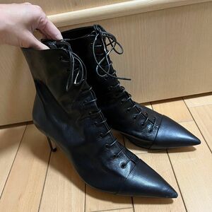 zara ザラ　レースアップブーツ　本革　黒　ブラック