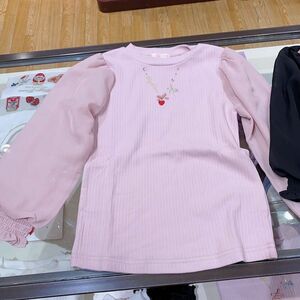 メゾピアノ　ネックレス刺しゅう　シフォン袖プチハイネックTシャツ　長袖　トップス