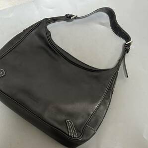 d1510◆バーバリーBURBERRY牛革レディースハンドバッグ黒◆30×21×マチ9ｃｍの画像1