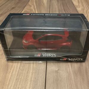 新型GRヤリス トヨタ ミニカー 1/30 GR YARIS 3U5 エモーショナルレッドⅡ