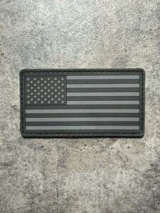 US フラッグ PVC パッチ ブラック 星条旗 / TEAM WENDY OPS-CORE SWAT ヘルメット プレキャリ