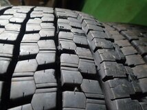 245/70R19.5 スタッドレスタイヤ1本　19.5×6.75　鉄ホイール　ブリヂストン　2023年製　バリ山　24042311_画像6