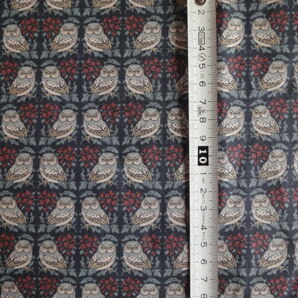 新品綿生地 フクロウ柄 vintage komon ヴィンテージ小紋 シーチング生地  生地幅110ｃｍ×50ｃｍ 日本製（ネイビー）入園入学準備 の画像3