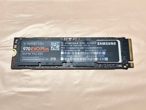 サムスン 2TB NVMe SSD 2023年製