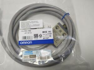 新品　OMRON/オムロン　D4C-1502　小形リミットスイッチ