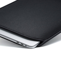 MacBook用プロテクトスーツ 13インチ ブラック スリップインタイプ MacBook専用インナーケース サンワサプライ IN-MACPR13BK 送料無料 新品_画像4