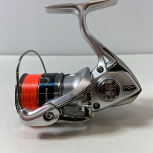 ΨΨ SHIMANO シマノ スピニングリール　15ストラディックC2000HGS　本体のみ　　 03409 やや傷や汚れあり