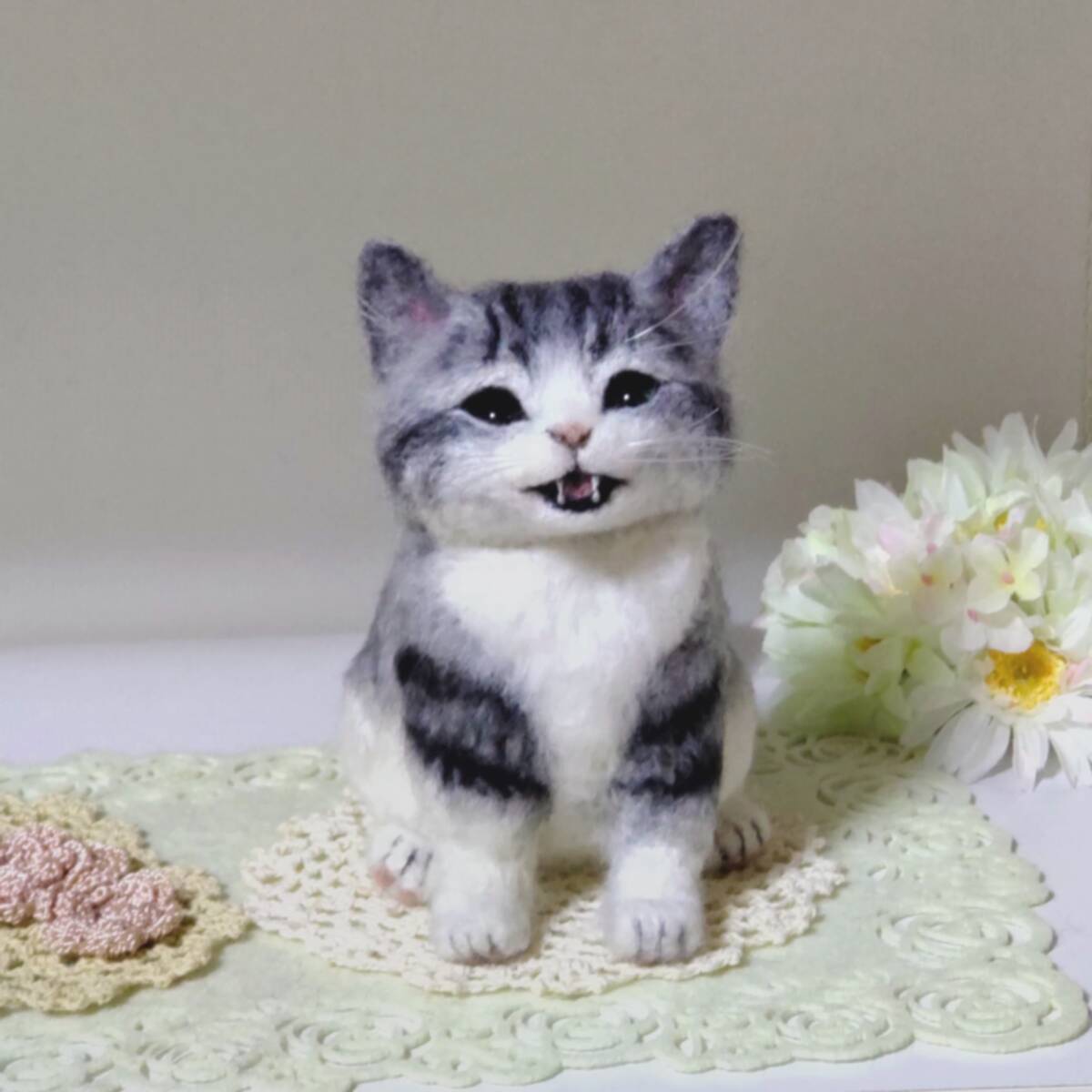 Miy~* قطة من اللباد الصوفي♪ قطة مصنوعة يدويًا Miyume Kobo Smile Pet, لعبة, لعبة, لعبة محشوة, شعر الصوف
