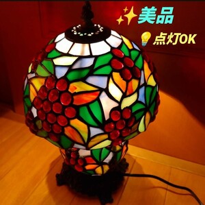 Art hand Auction [Good condition/lights OK/free shipping] Antique stained glass grape pattern table lamp, table stand, night stand, stand light, indirect lighting, Handcraft, Handicrafts, Glass Crafts, Stained glass