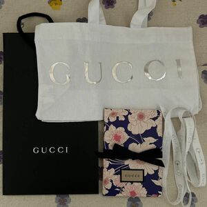 GUCCI ノベルティ　ノート　リボン 袋　ショッパー