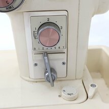 1円スタート JANOME ジャノメ ミシン 電動ミシン 家庭用 手工芸 ハンドクラフト 裁縫 洋裁 フットペダル 電化製品 家電 動作未確認_画像6