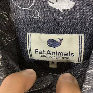 つ1338 Fat Animals ファットアニマルズ 総柄 鯨柄 ７部袖シャツ M グレー ボタンダウンの画像3