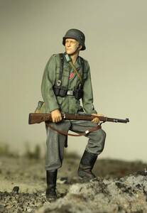 タミヤ 1/35 ドイツ国防軍兵士1体【２７】組み立て塗装済完成品 TAMIYA 1/35 WW2 German Wehrmacht Soldier, build and Painted finished.